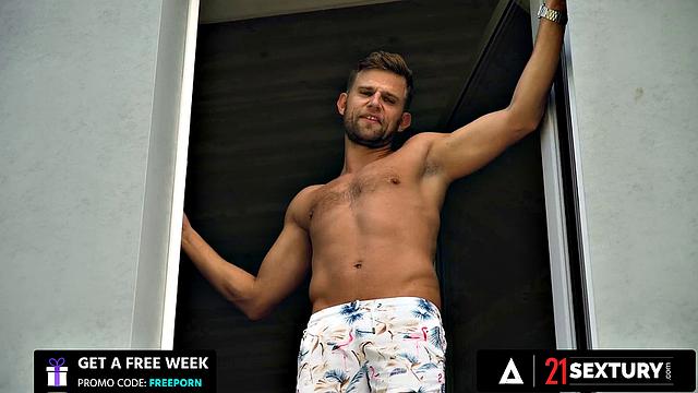 21 SEXTURY - Sexy Alexis Crystal Enjoys Thick Dick Deep In Her Warm Ass