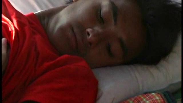 Hairy skinny Asian sucks before for cumshot