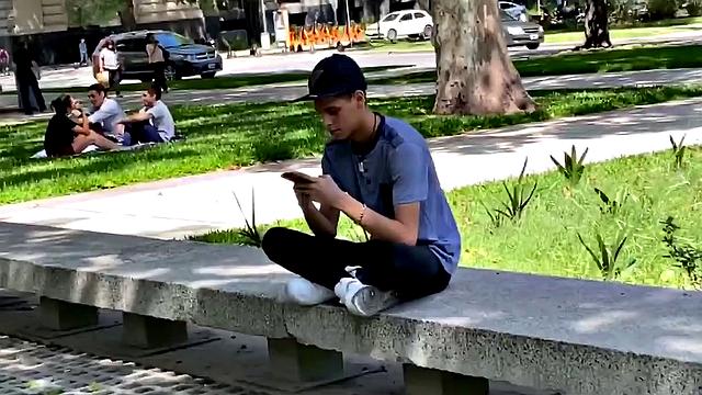 Томми трахается с Нико без резинки и вылизывает ему жопу