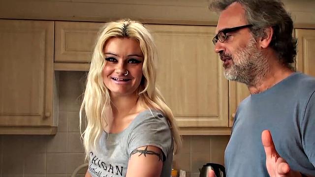 SPASCALSSUBSLUTS - Rough sex for UK skank Jakki Louise