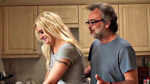 SPASCALSSUBSLUTS - Rough sex for UK skank Jakki Louise