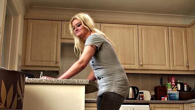 SPASCALSSUBSLUTS - Rough sex for UK skank Jakki Louise