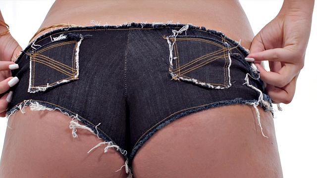 Horny Blonde Teen Rewarded With A Facial After Interview And Sex