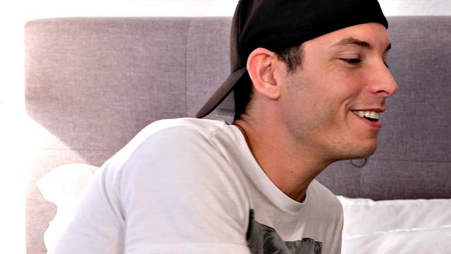 Busty Geek Girl In Threesomes