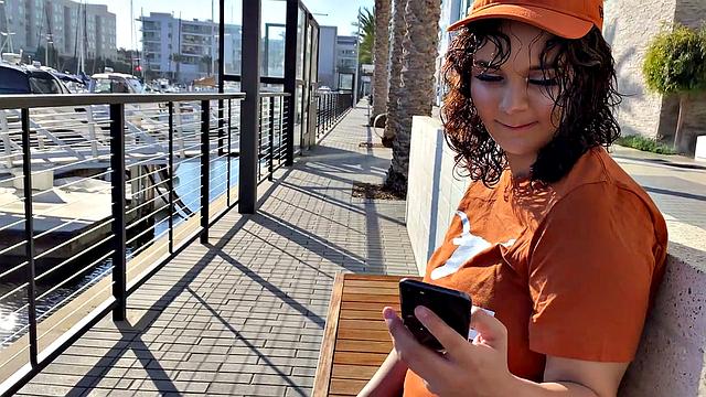 Crystal Gets A Long Thing