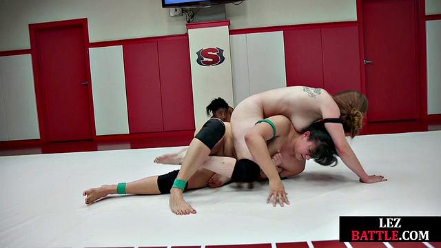wrestling lesbian sluts fingering