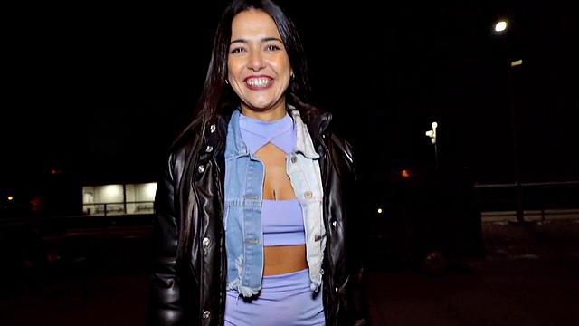 Picked up big booty chick riding sex agent's cock in POV