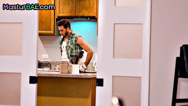 Big ass blonde MILF bouncing on stud