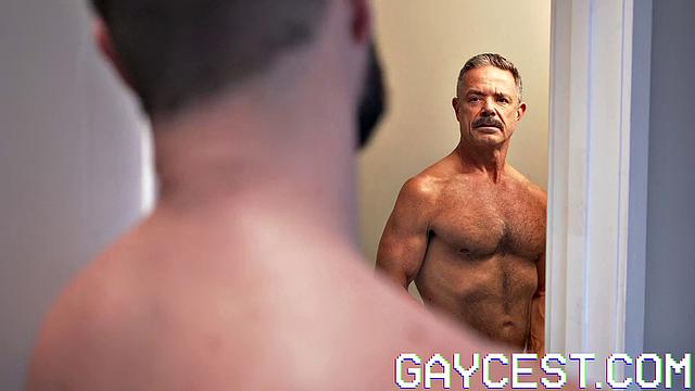 UNCLE REECE Tape 4 - Similarity