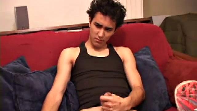 Emilio Rubs His Meat