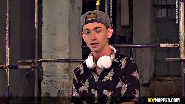 Leo dominates Jacob Daniels in intense gay scene