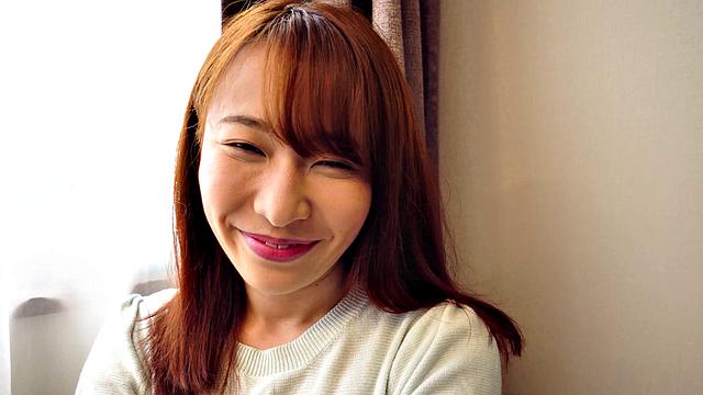 Чикако Сакурай соблазняет в белье, жарко сосёт и жадно садится на член ради кончи