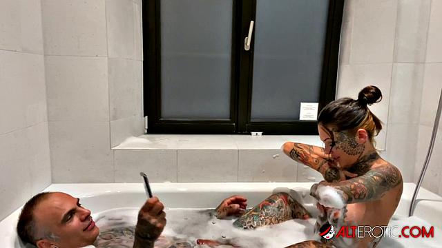 Lucy ZZZ Bathtub Fucking One Camera Shot