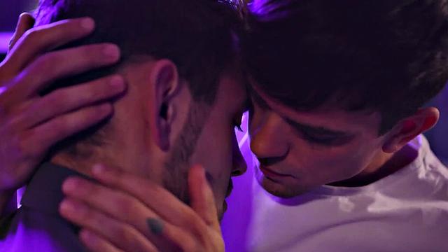 Unfamiliar Business Men Meet & Have Rough Gay After Flight Delay - Dillon Diaz, AJ Sloan - DisruptiveFilms