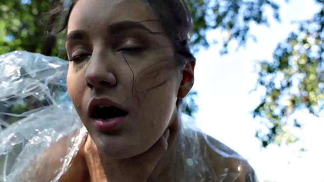 VIP4K. The Fisherman's Wife