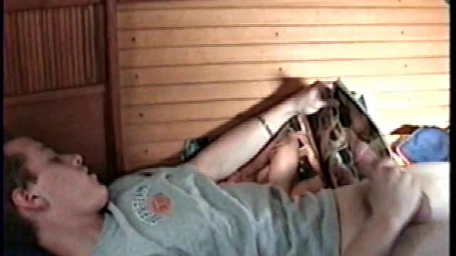 Amateur Calvin Masturbates