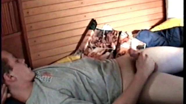 Amateur Calvin Masturbates