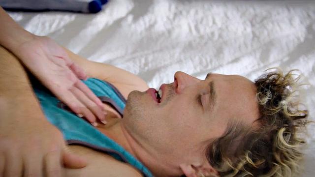 Cockhungry cougar pounded doggystyle by young dude