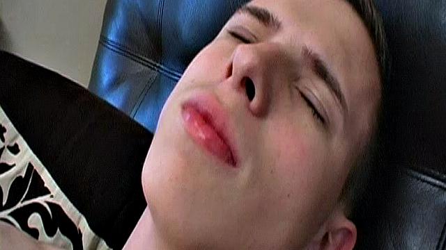 Adorable 19 year old Cache Collins from Arkansas: Big personality, unbeatable sex appeal