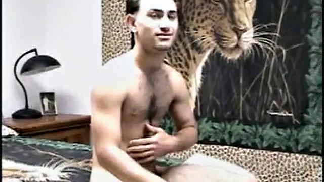 Straight Paulie Gets a BJ