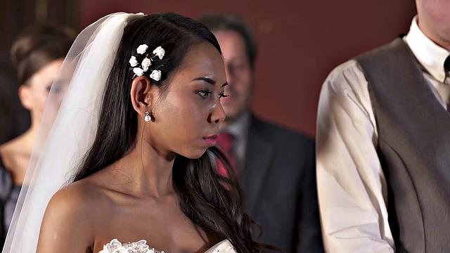 BRIDE4K. Couple starts fucking in front of guests after wedding ceremony