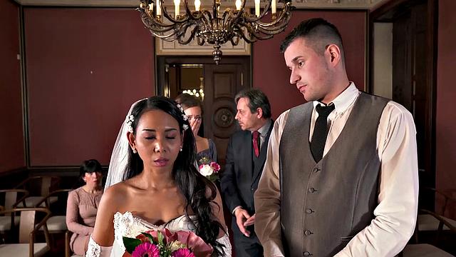 BRIDE4K. Couple starts fucking in front of guests after wedding ceremony