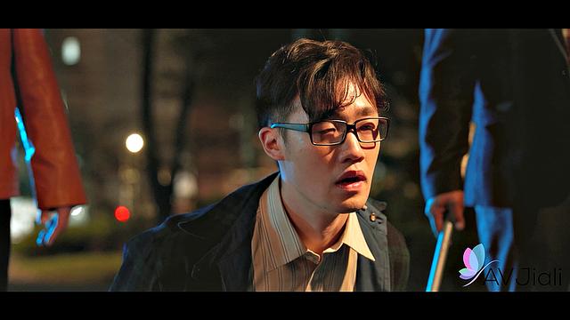 мафиозка мио решает вопросы - отсосала, получила