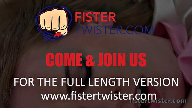Fistertwister - Stretching Pussy