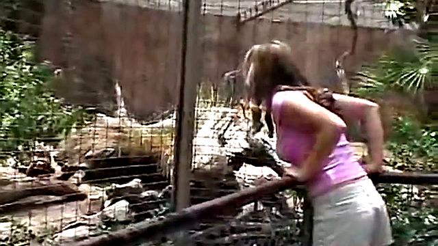 Hot solo teen babe outdoors finger fucking her pussy