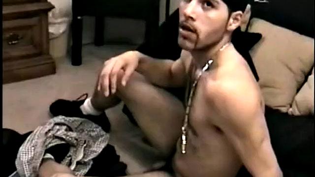 Straight Enrique In 69