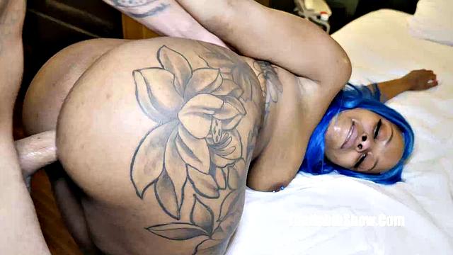 Big Money's ass so damn fat and juicy fucks BBC Jay Banga