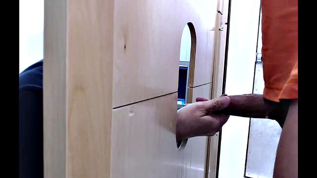 Минет для строителя-дедушки