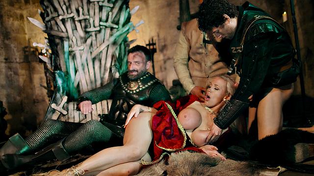 Queen of Thrones: Part 4