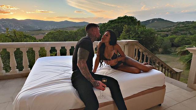 Horny stunner Andrea Retali has a kinky pound session with a luxurious backdrop. Incredible HD porn!