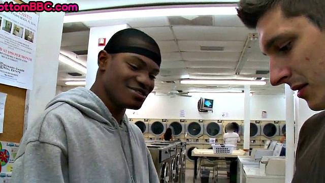Ebony thug public fucked by top in laundry service