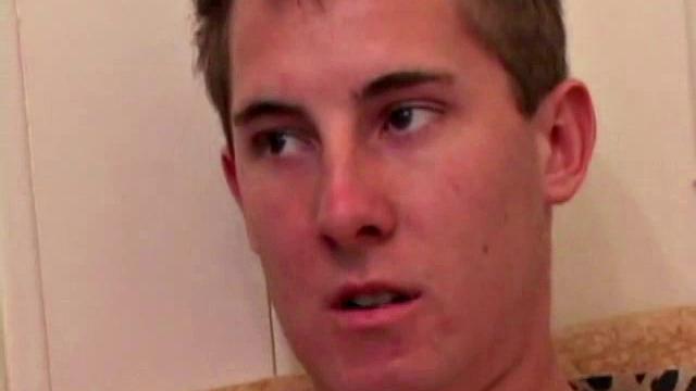 Kiefer Foxx Jerks Off With Toy