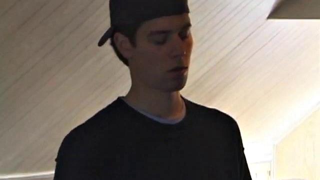 Skater Jayden Jacking