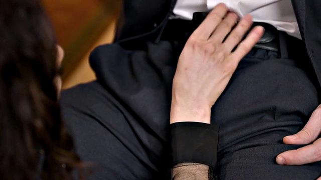 Cutie eurobabe in doggystyle