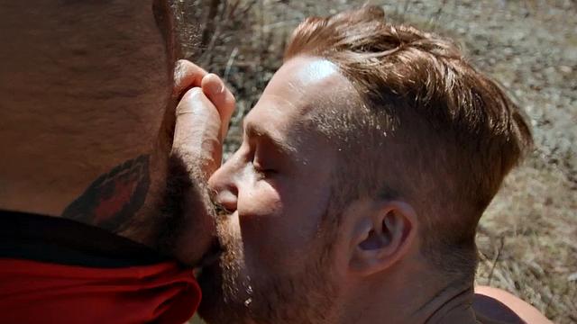 Dominant hunter barebacks bottom outdoor