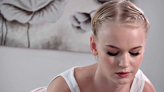 Sweet blonde masseur rides client in erotic cowgirl