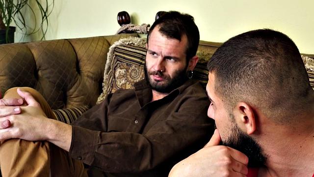 Rimming hunk barebacks his tattooed and pierced BF