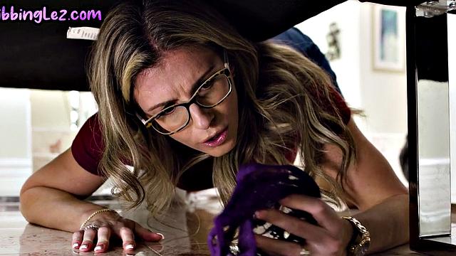 Facesitting MILF with big boobs assfingered by babe