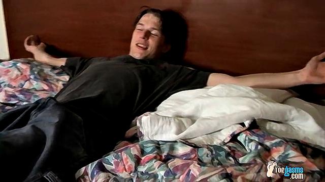 Aaron Jackson explodes all over his own feet and can't hold back the pleasure