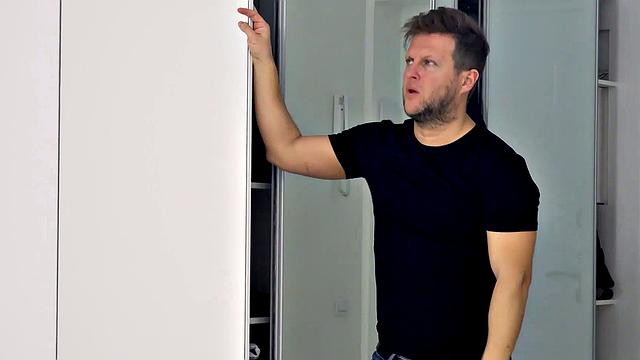 RIM4K. Guy falls for fantasy and dreams of another man's girl giving rimming