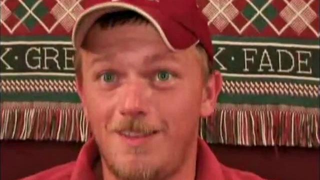 Matt is a 30 year old, 6' roofer who has come on hard times. He's experimenting with men.