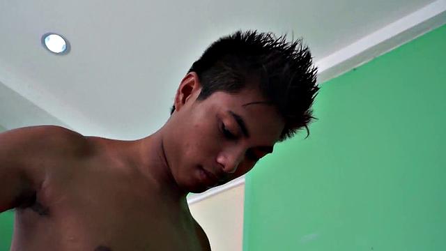 Orient real 21yo tink fucked at home after outdoor oral