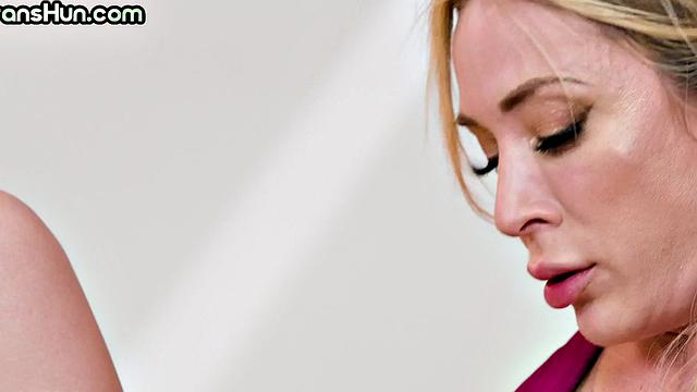 Redhead TS hunny fucks after eating her wet muff