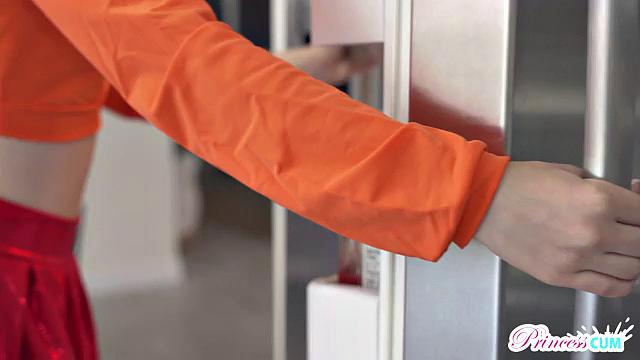 Screams And Orgasms - S8:E3