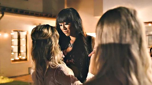 Transsexual lady fucks female pussy in missionary