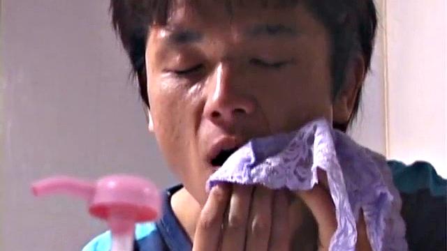 Sexy asian MILF fingered by younger guy